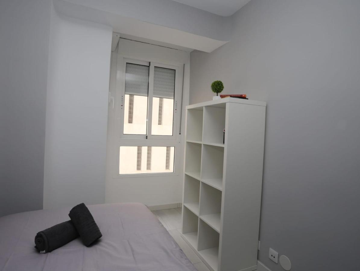 Apartamentos Navas Gam Alicante Eksteriør billede