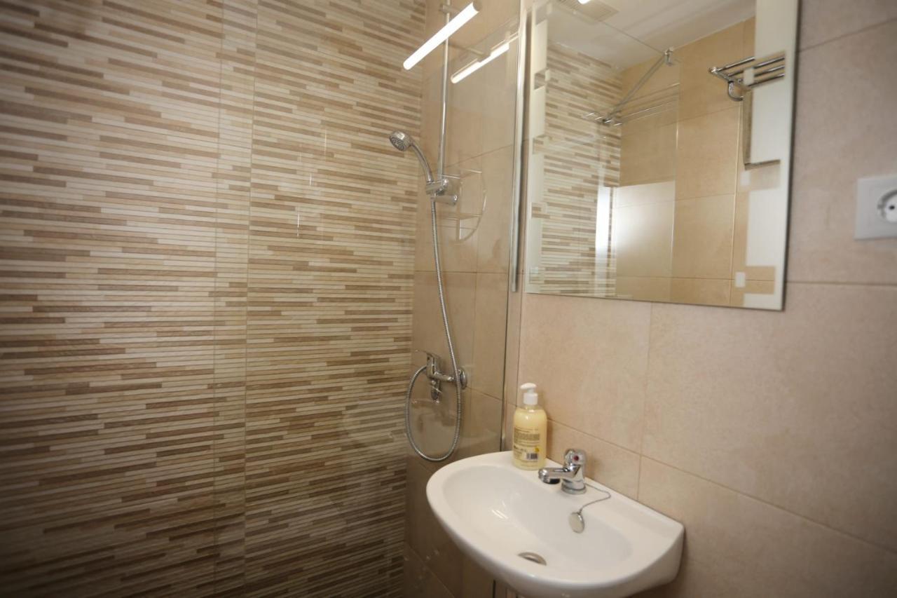 Apartamentos Navas Gam Alicante Eksteriør billede